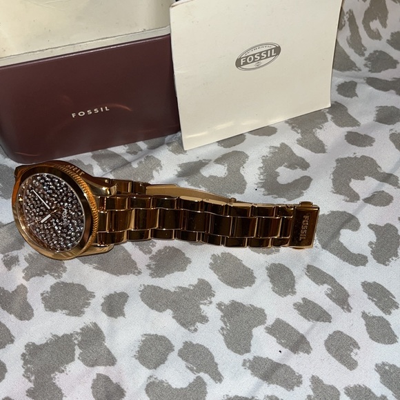 Fossil rose gold Womens watch with box and manual - Picture 2 of 4